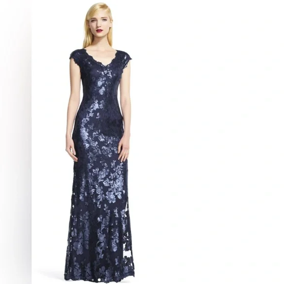 Adrianna Papell | Dresses | Adrianna Papell Sequin Lace Cap Sleeve Gown |  Poshmark